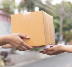 お客様から発送